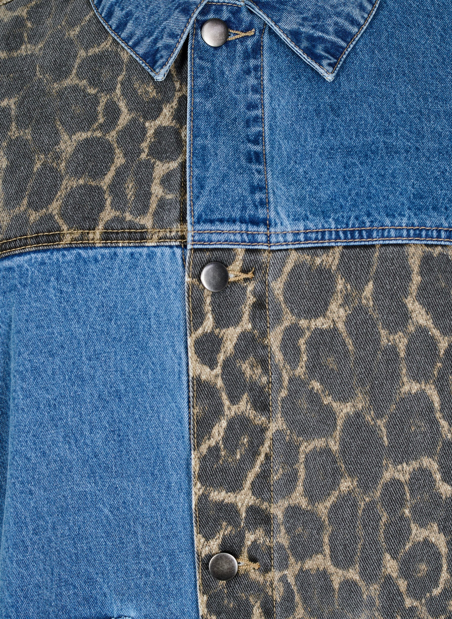 Zizzifashion Denim shirt with leopard print details, Blue, Packshot image number 4