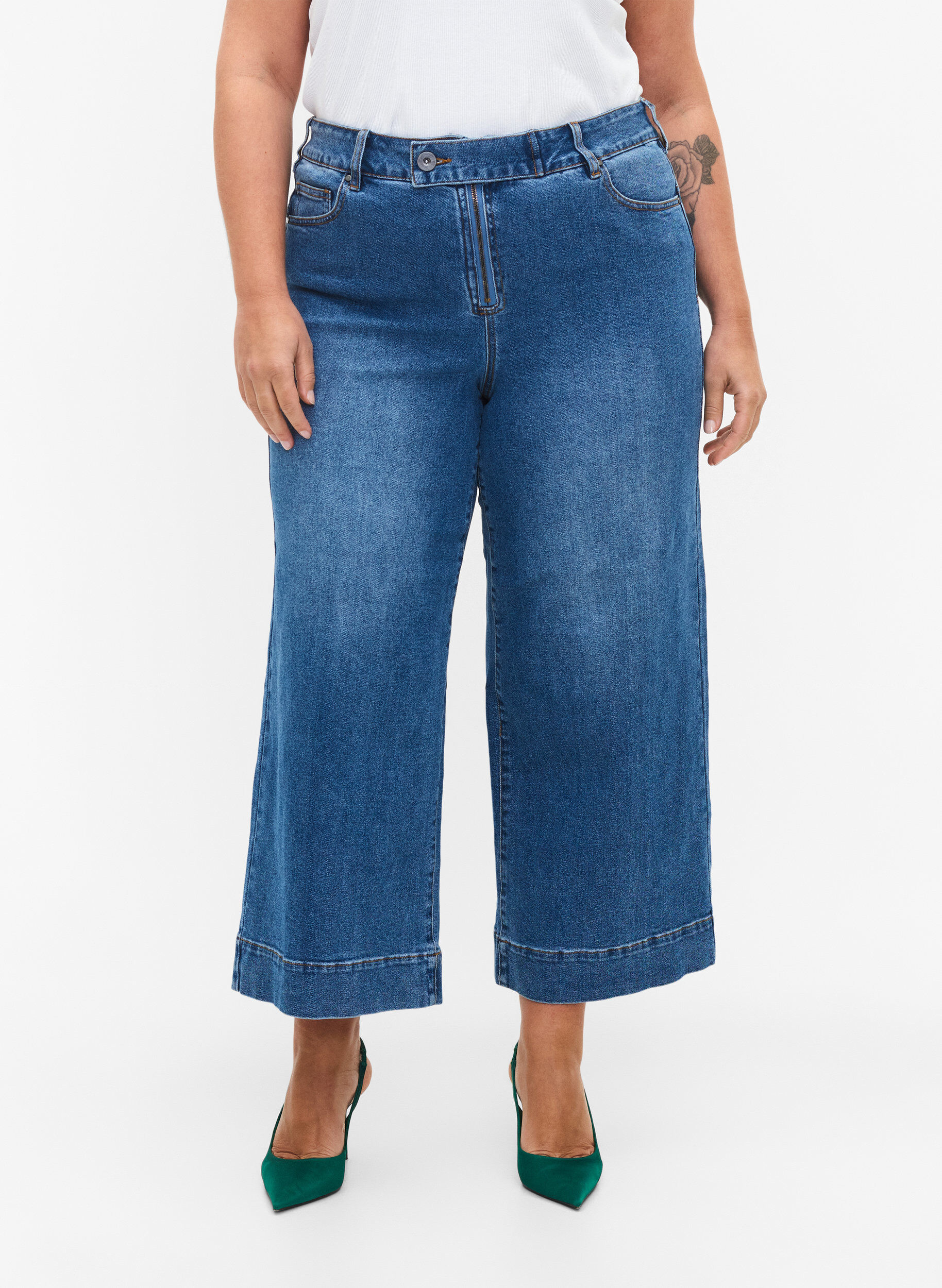 Zizzifashion Cropped jeans with flare, Blue, Model image number 3