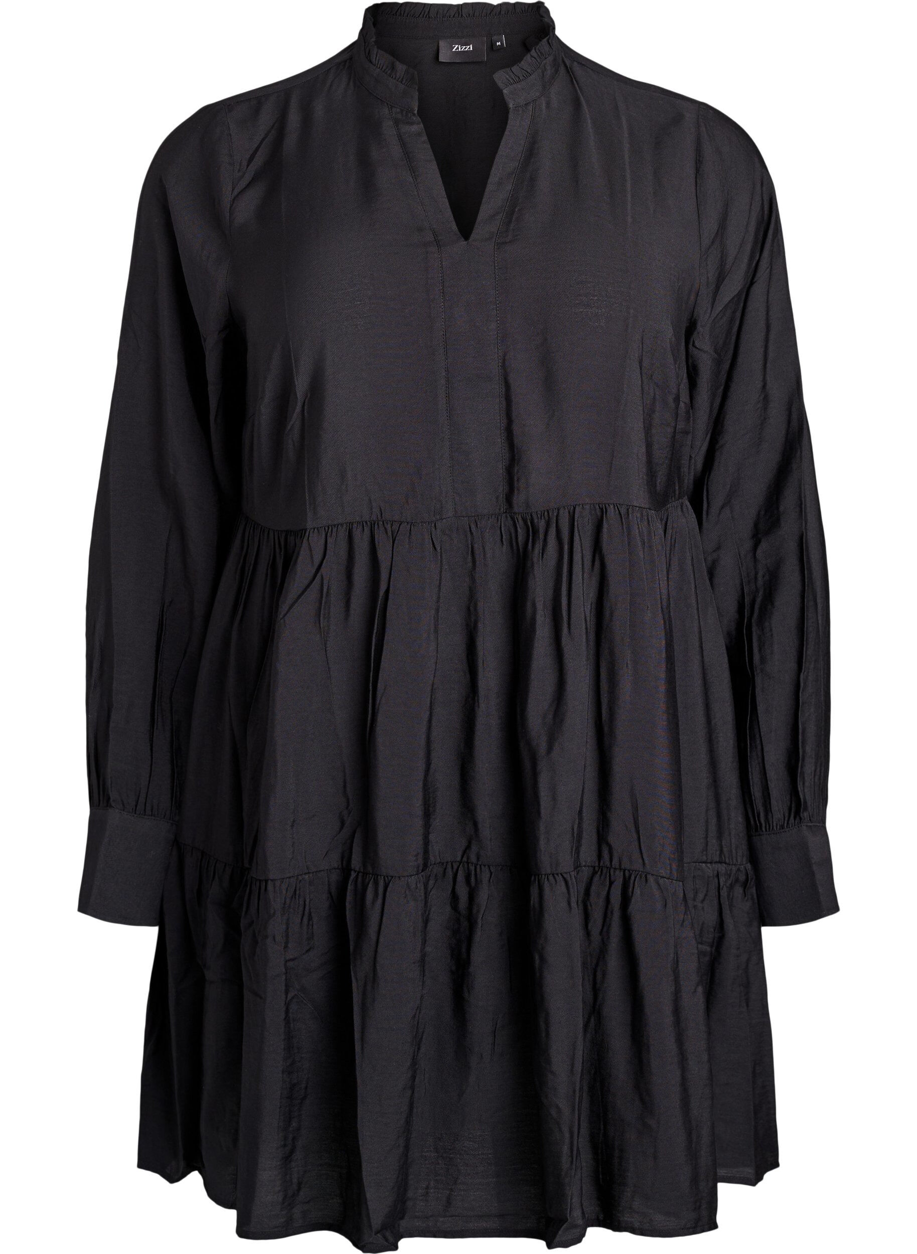 A-line dress with ruffle collar
