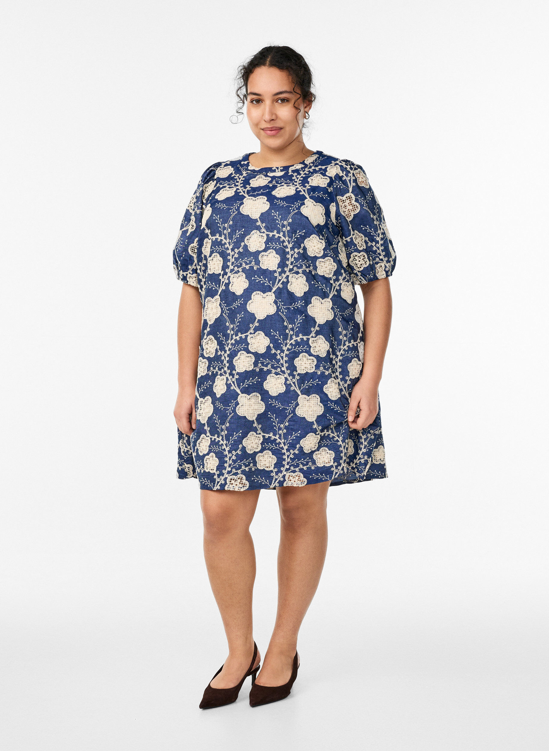 Zizzifashion Short A-line dress with an embroidered pattern, Blue, Model image number 1
