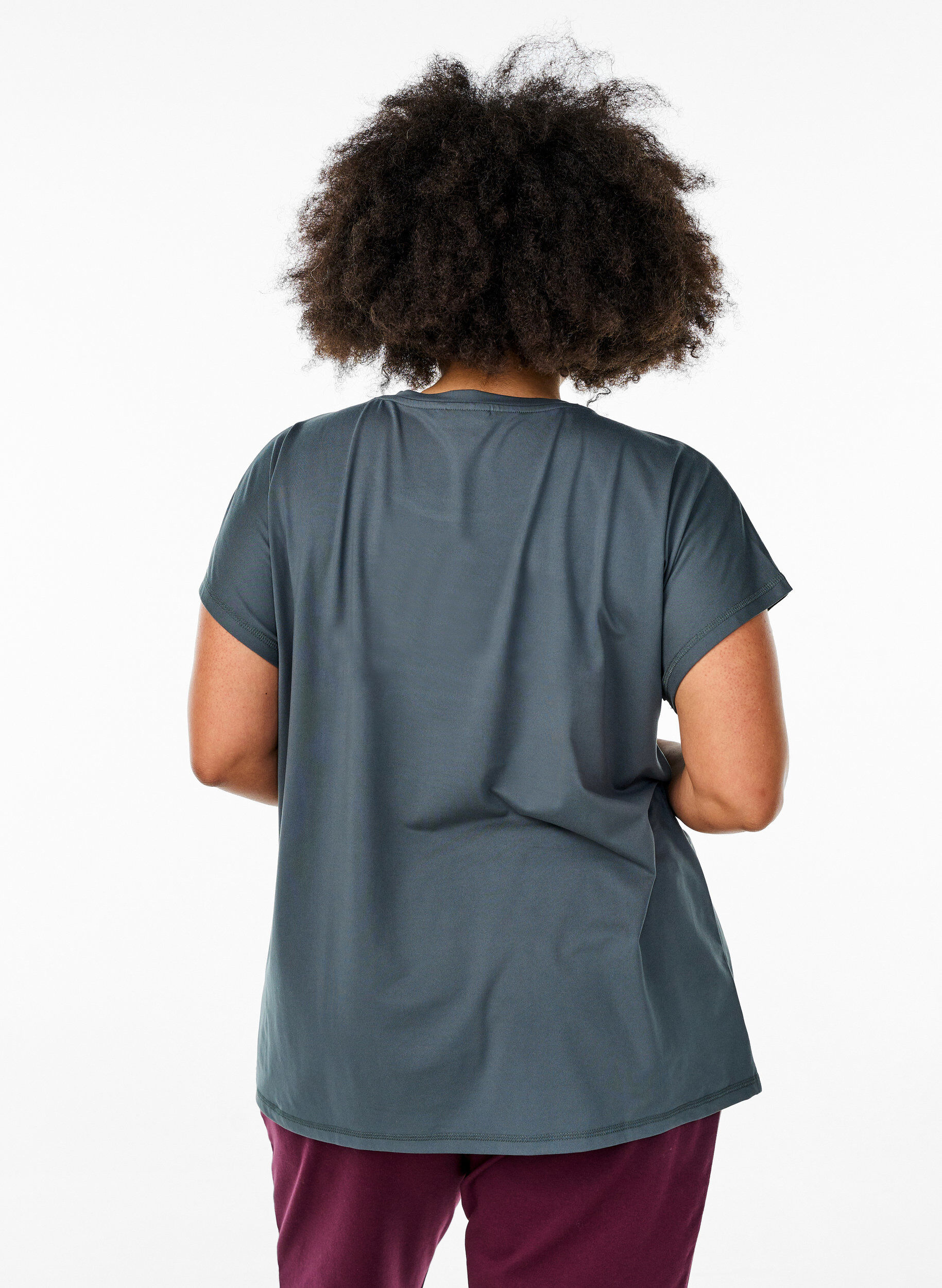 Zizzifashion Solid-coloured training T-shirt, Green, Model image number 2