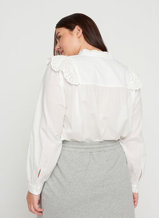 Cotton shirt with broderie anglaise, Bright White, Model image number 1