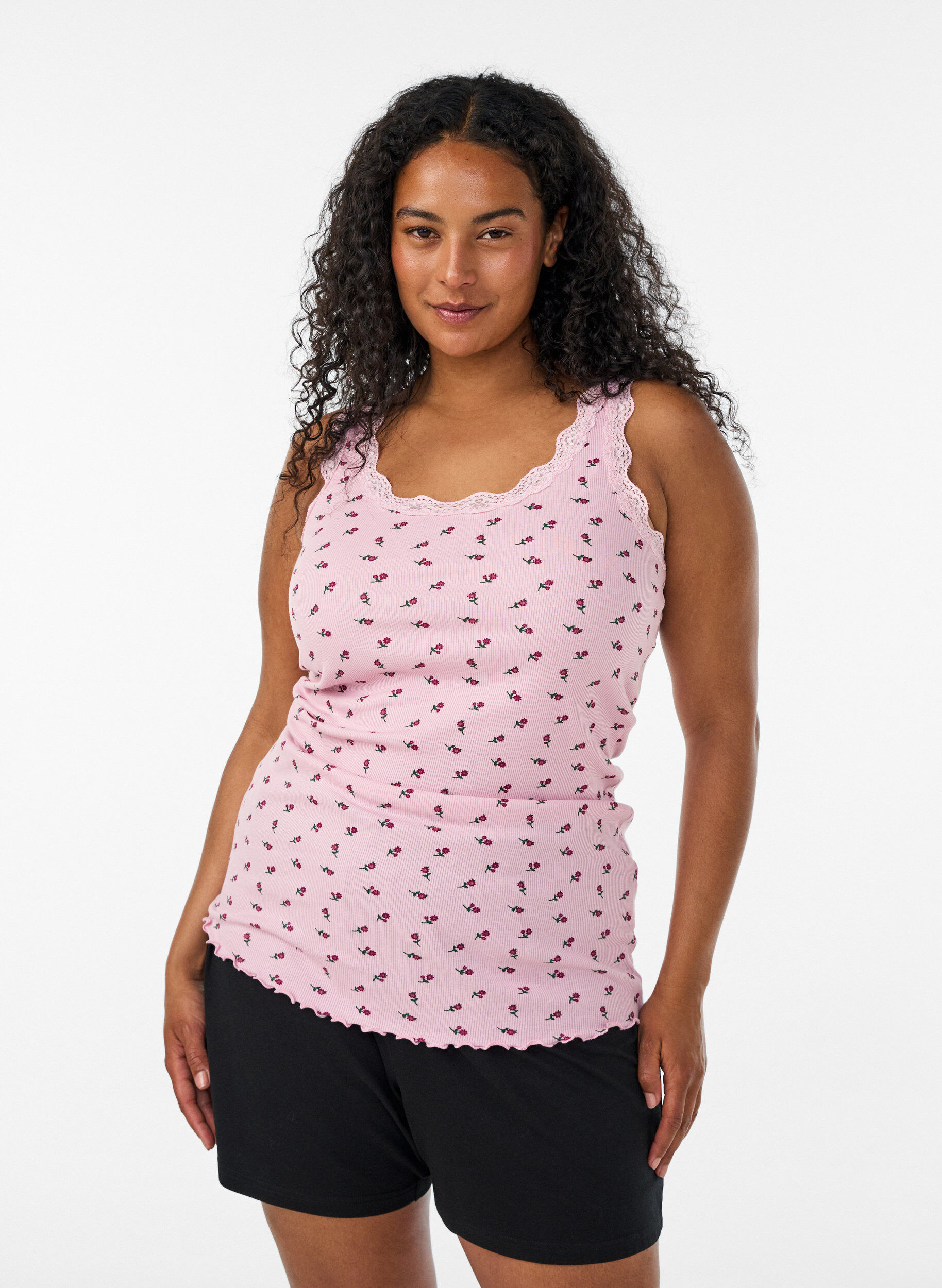 ZizzifashionTop with print and lace edge, Red, Model image number 0