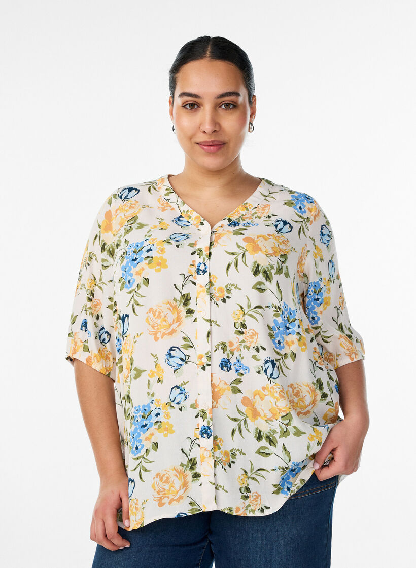 Viscose blouse with print and button fastening, Vanilla, Model image number 0