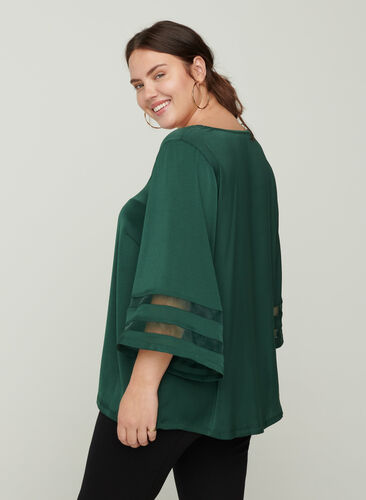 Plain blouse with 3/4 length sleeves and a V-neck, Pine Grove, Model image number 1