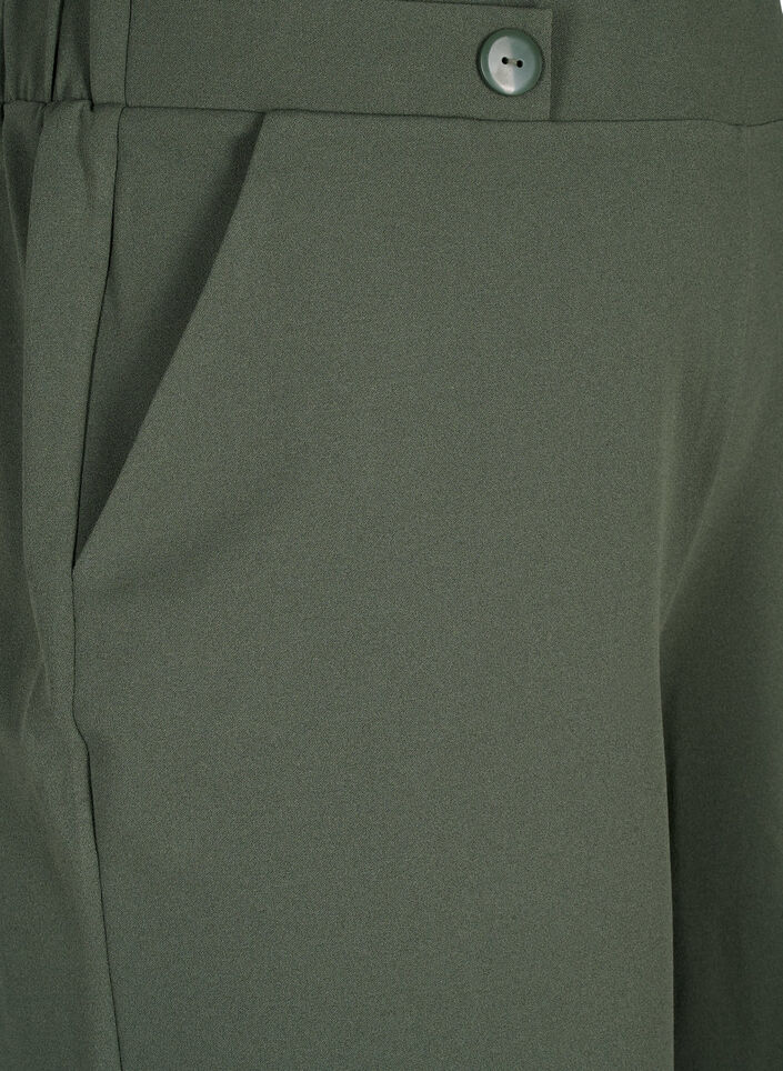 Shorts with pockets and loose fit, Green, Packshot image number 2