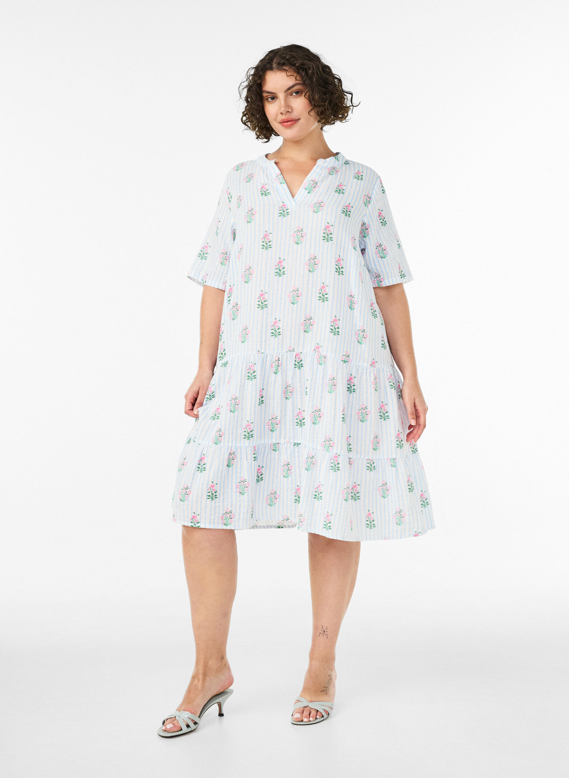 ZizzifashionShort A-line dress in cotton muslin, Vanilla, Model image number 1