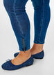 Cropped Amy jeans with a zip, Blue, Model image number 2