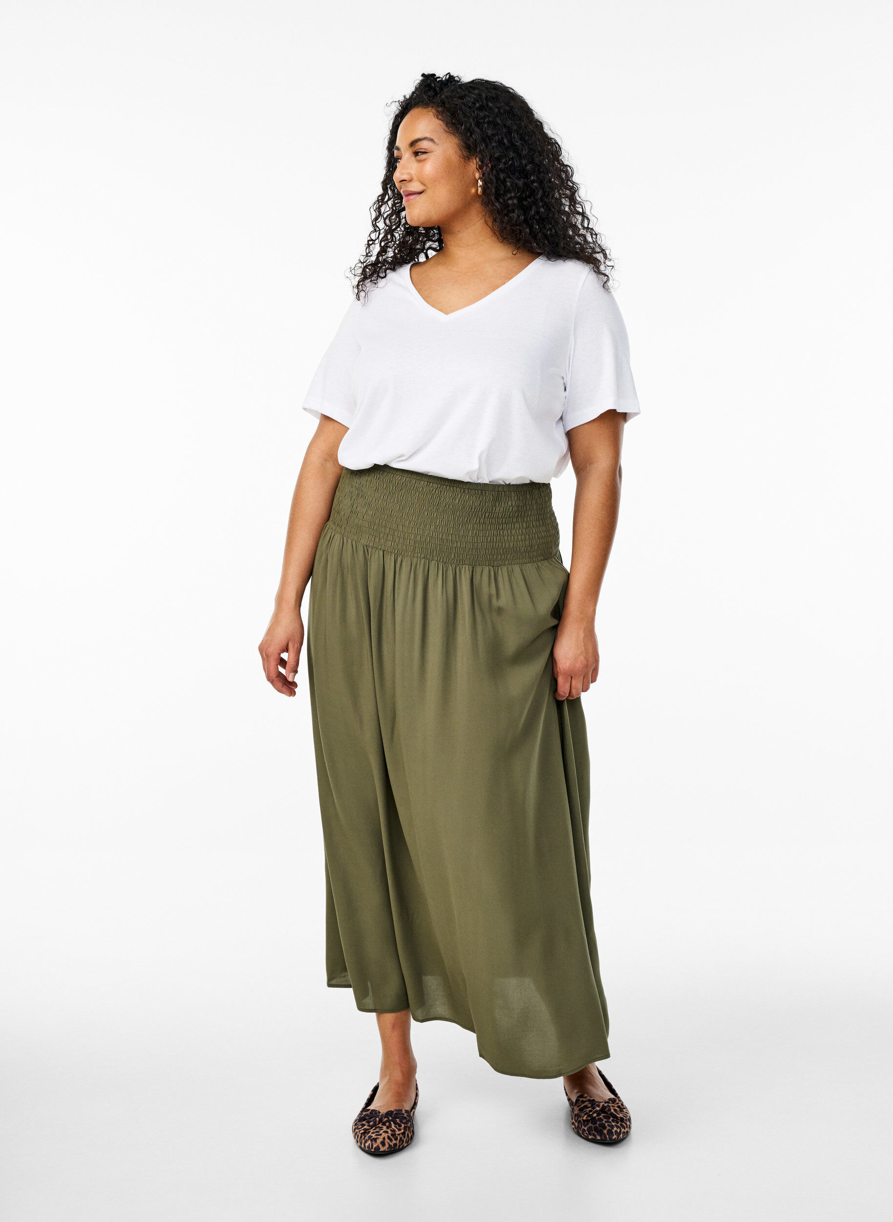 Zizzifashion Viscose maxi skirt with smocking, Green, Model image number 0