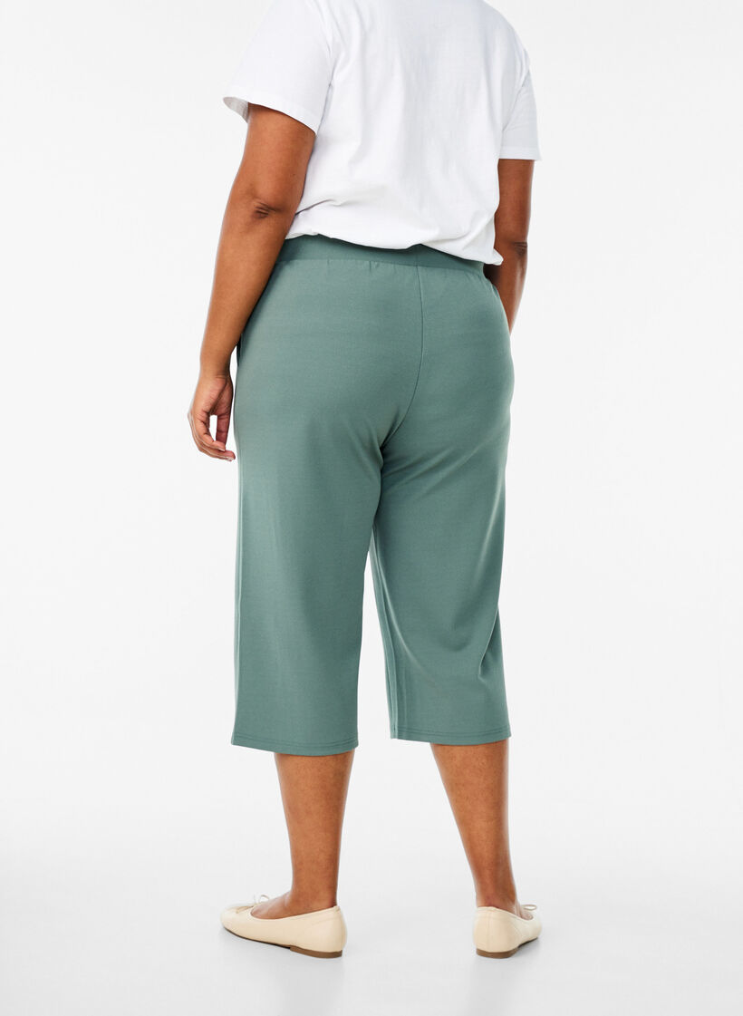 High-waisted knickers with a loose fit, Green, Model image number 1