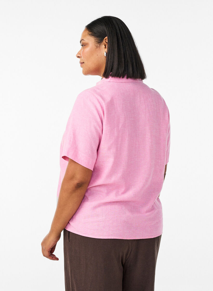 Short-sleeved shirt in linen and viscose, Pink, Model image number 2