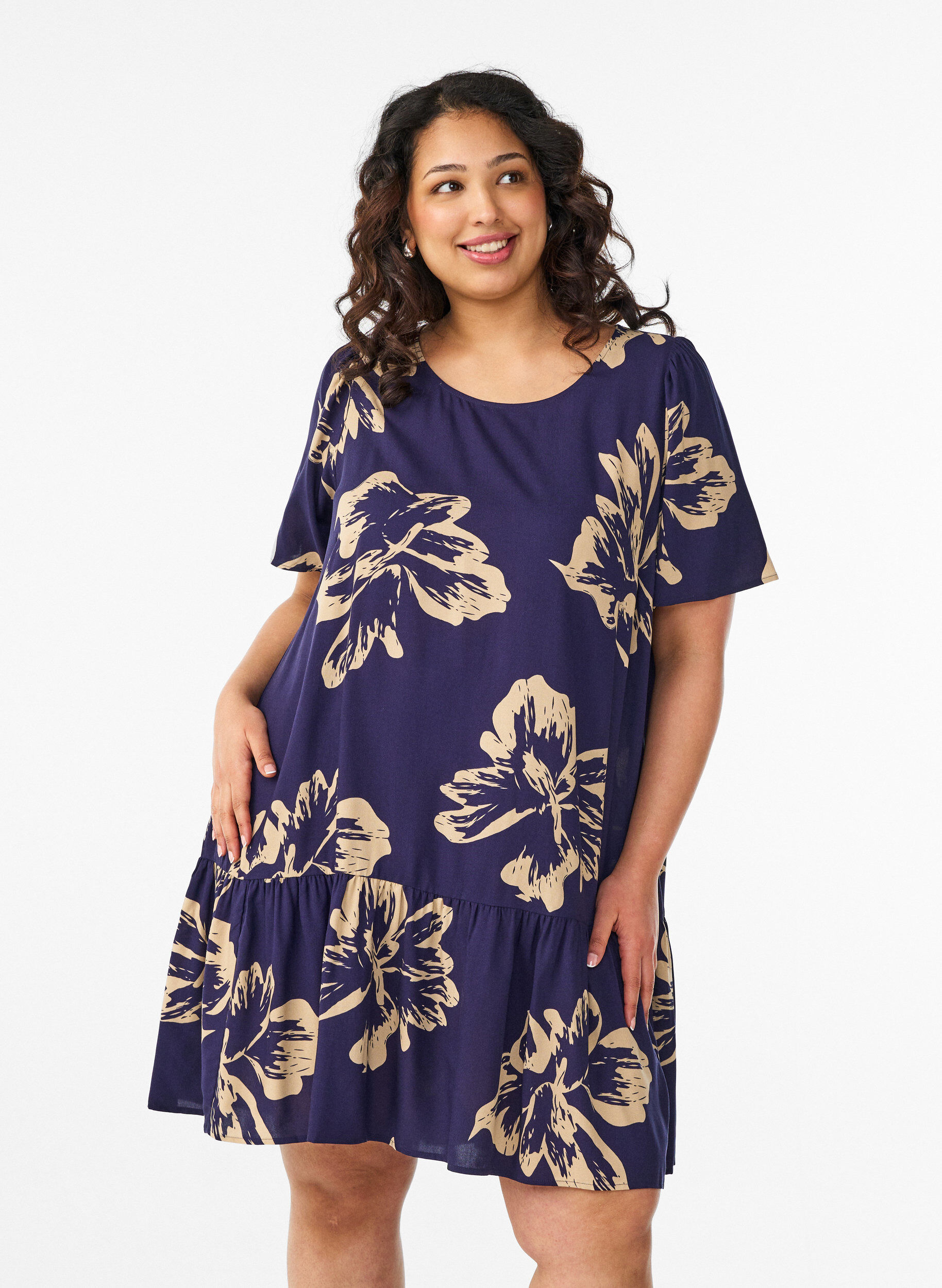 Zizzifashion Dress in viscose with cutline, Blue, Model image number 0