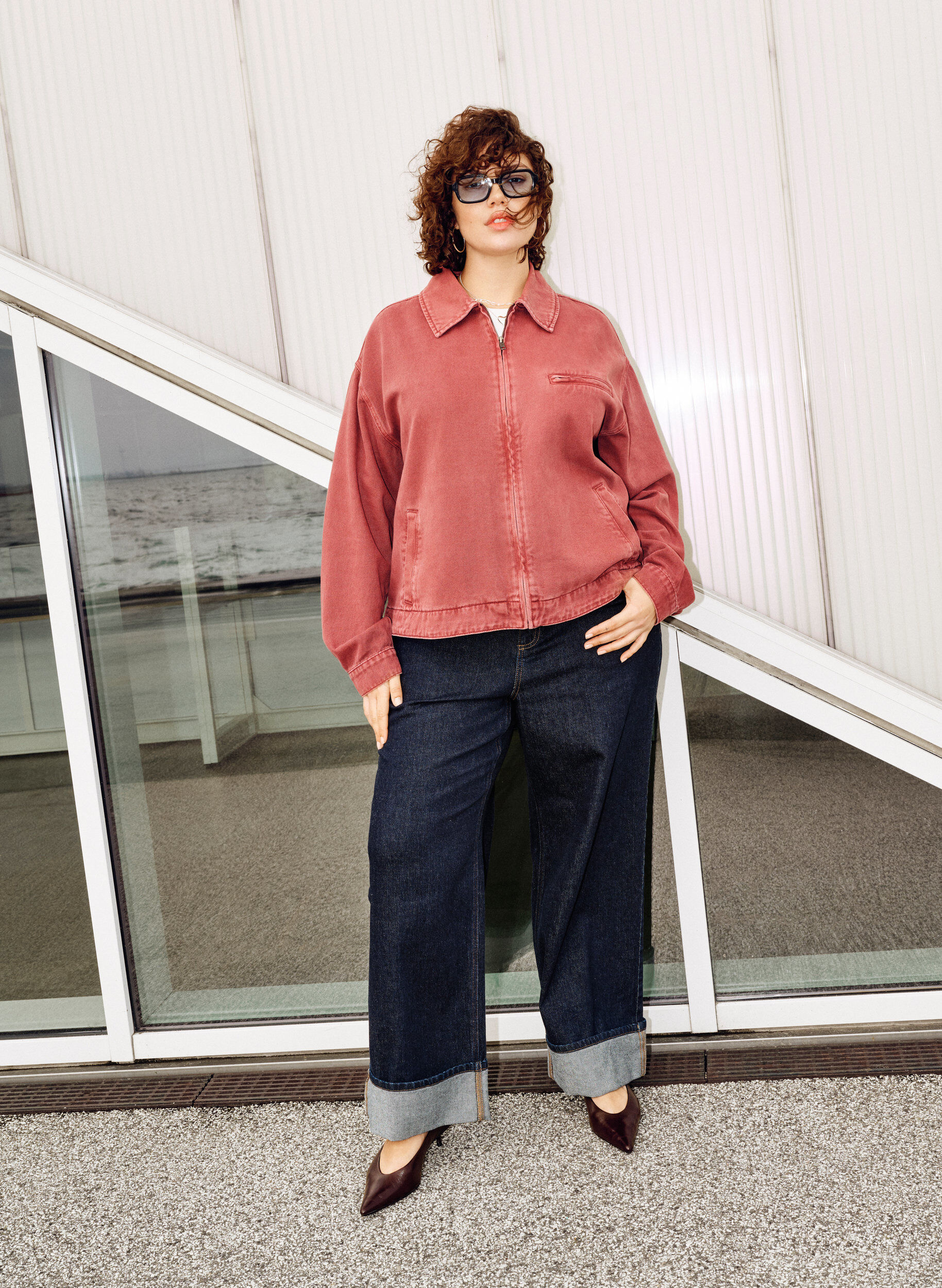 Zizzifashion Straight fit jeans with wide legs and turn-ups, Blue, Image image number 0