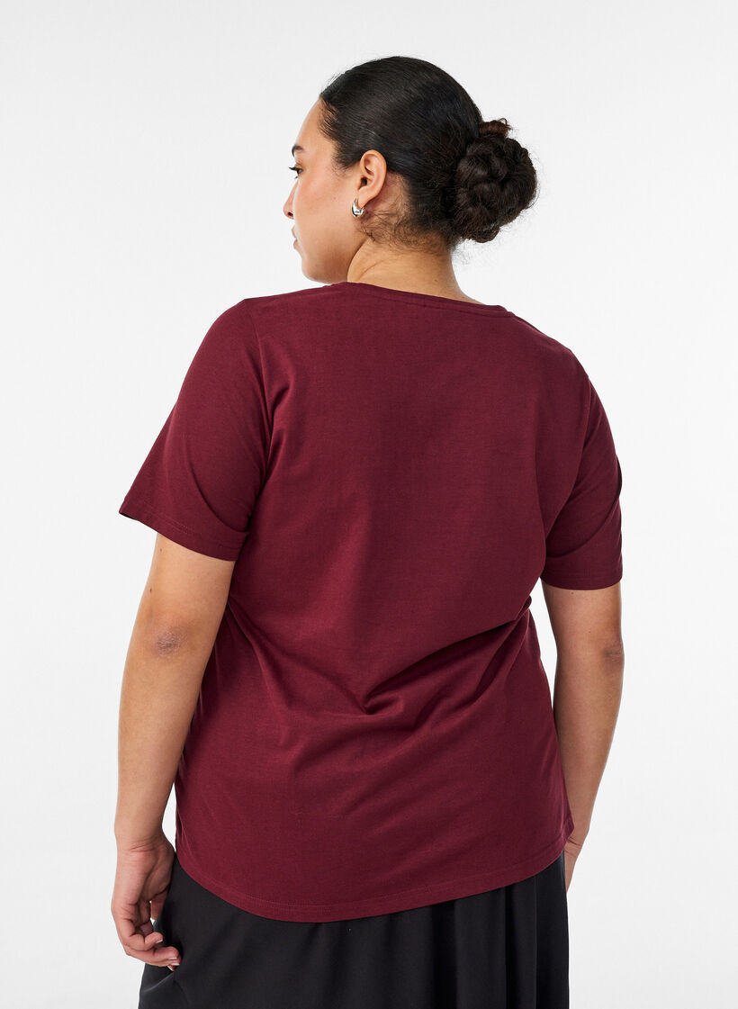T-shirt with motif, Red, Model image number 2