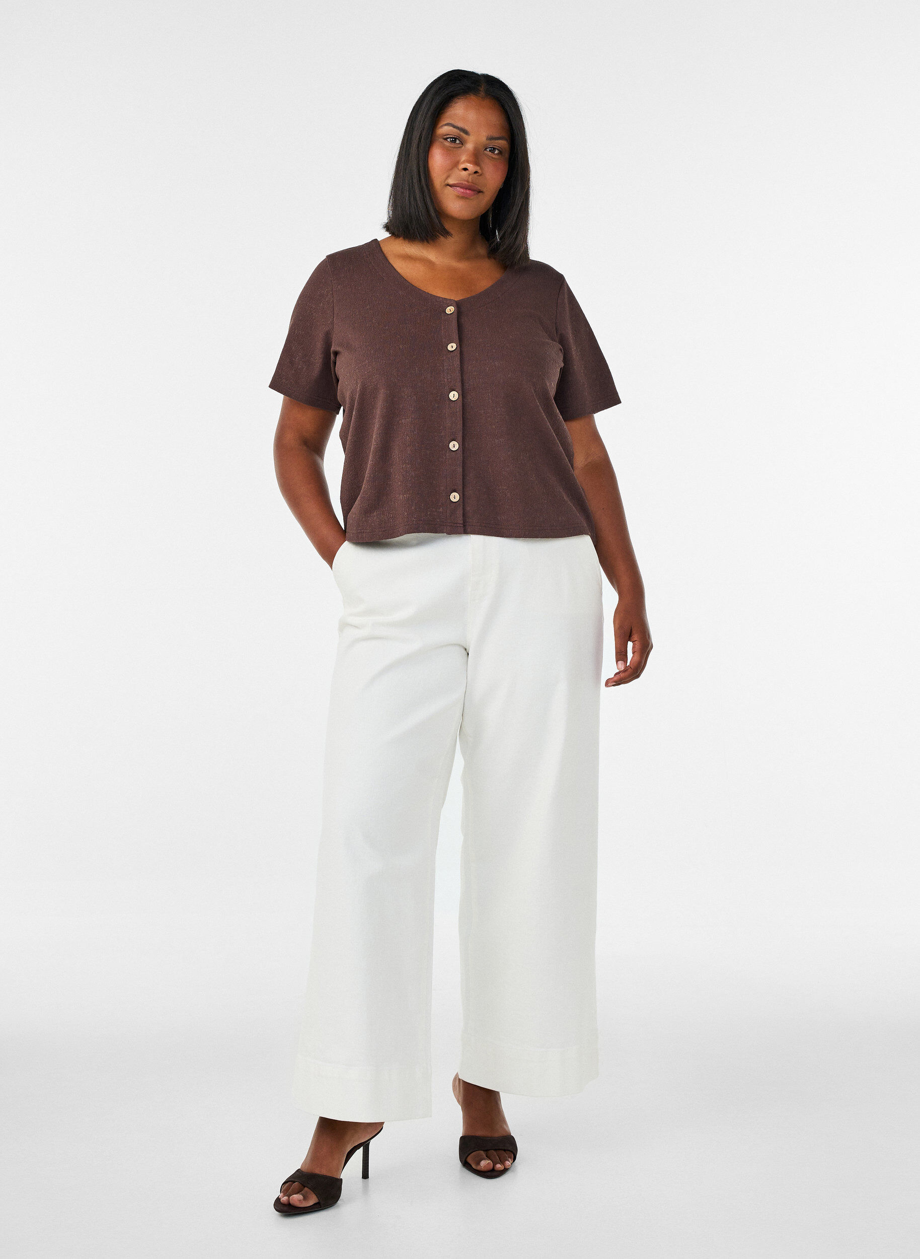 Zizzifashion Textured cotton blouse with button fastening, Brown, Model image number 1