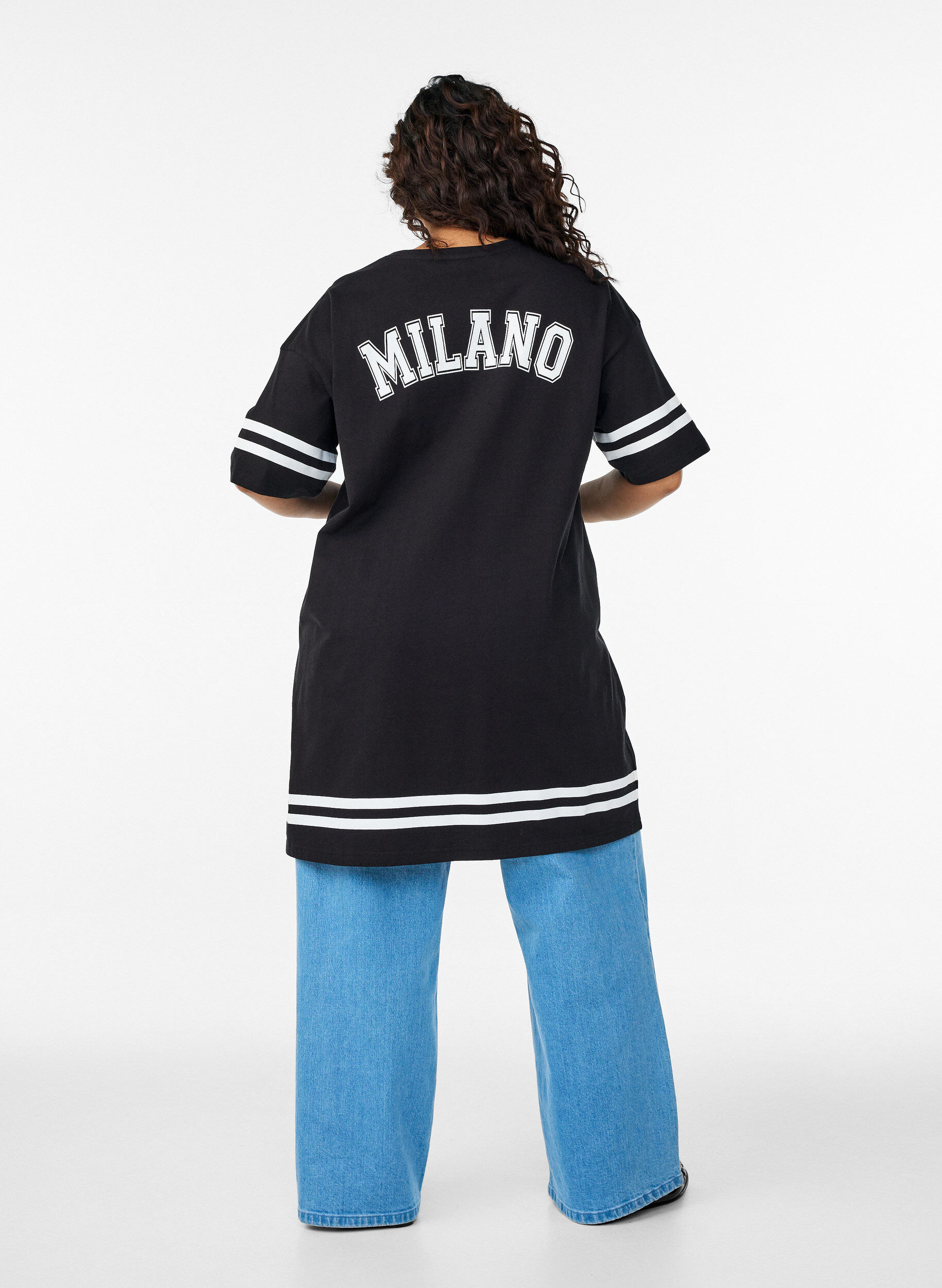 Zizzifashion Short T-shirt dress with sporty details, Black, Model image number 2