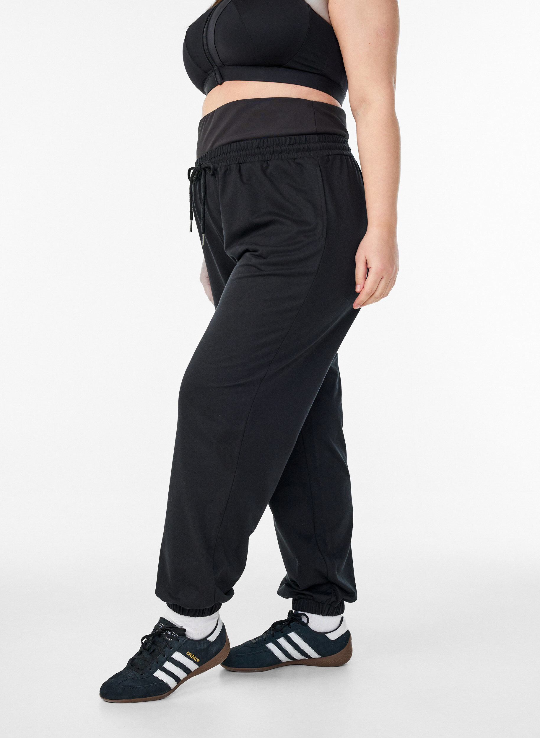 Sweatpants with a wide waistband, Black, Model