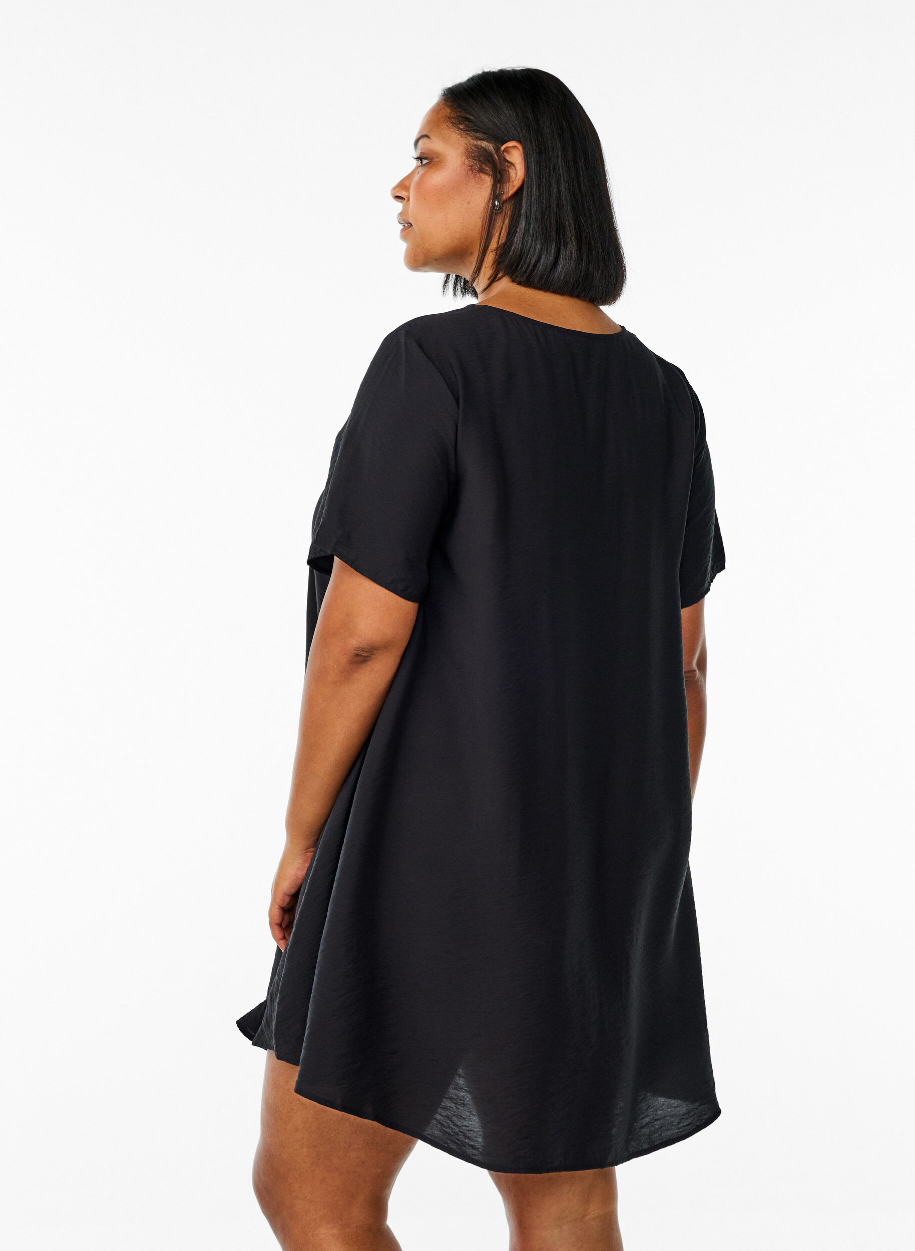 Zizzifashion A-line viscose dress with short sleeves, Black, Model image number 2