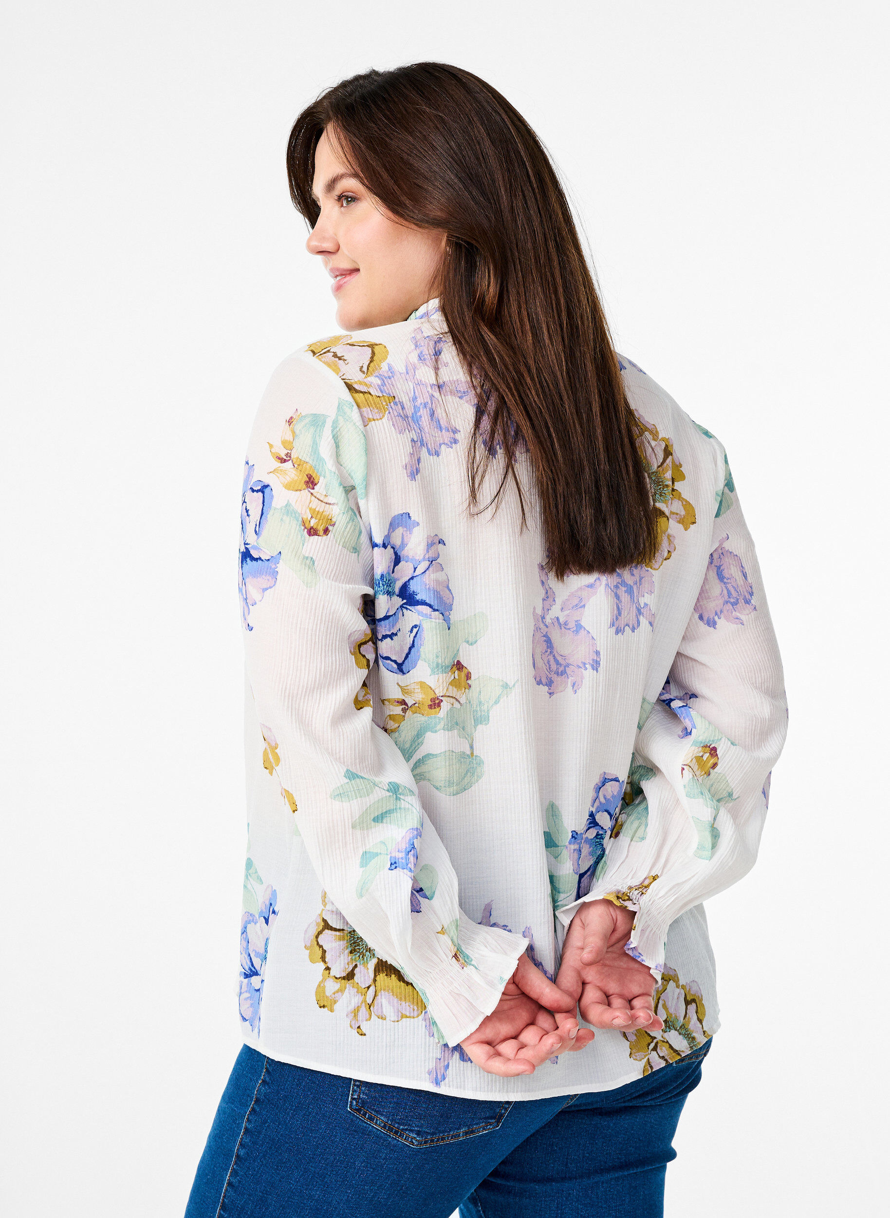 Zizzifashion Pleated blouse with long sleeves and floral print, White, Model image number 2