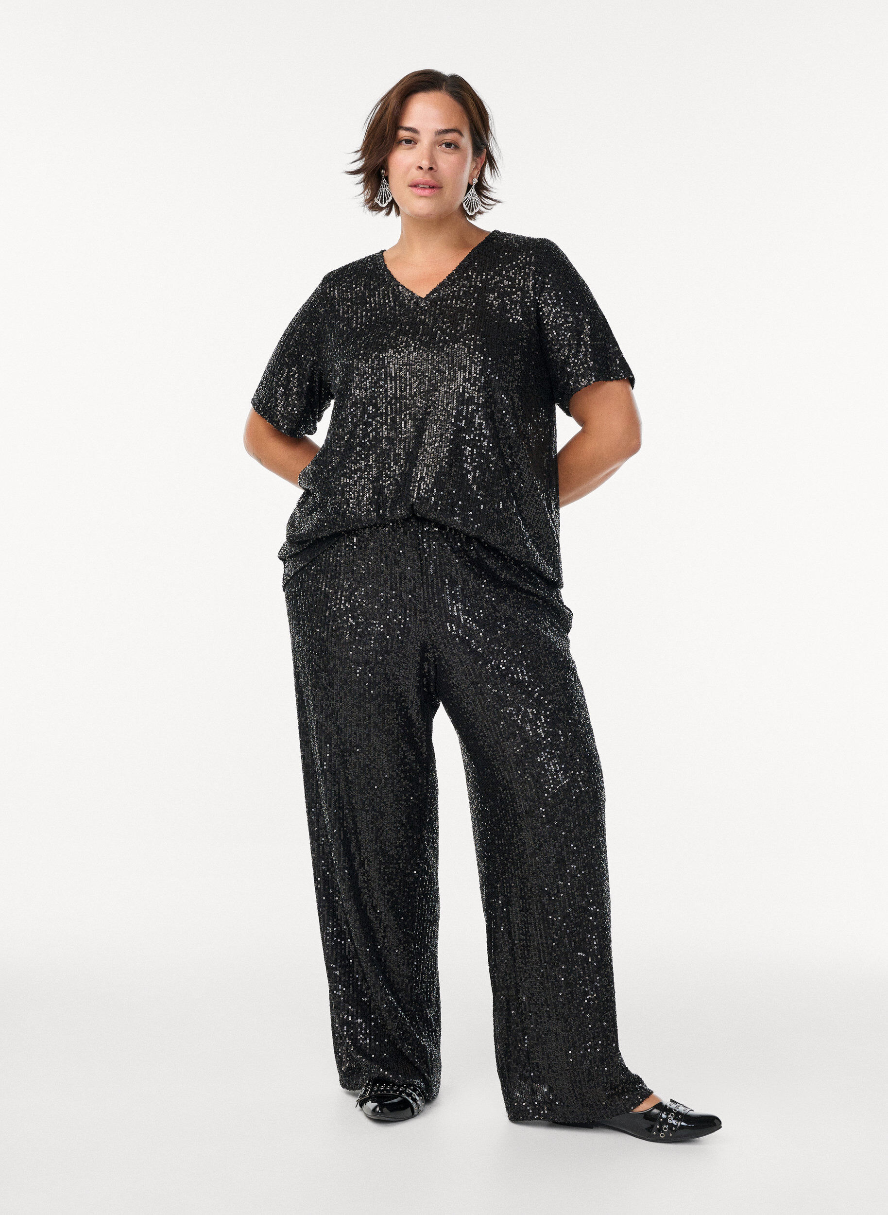 Zizzifashion Sequin blouse with V-neck and short sleeves, Black, Model image number 1