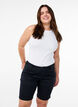 Slim fit Emily shorts with regular waist, Black, Model image number 0