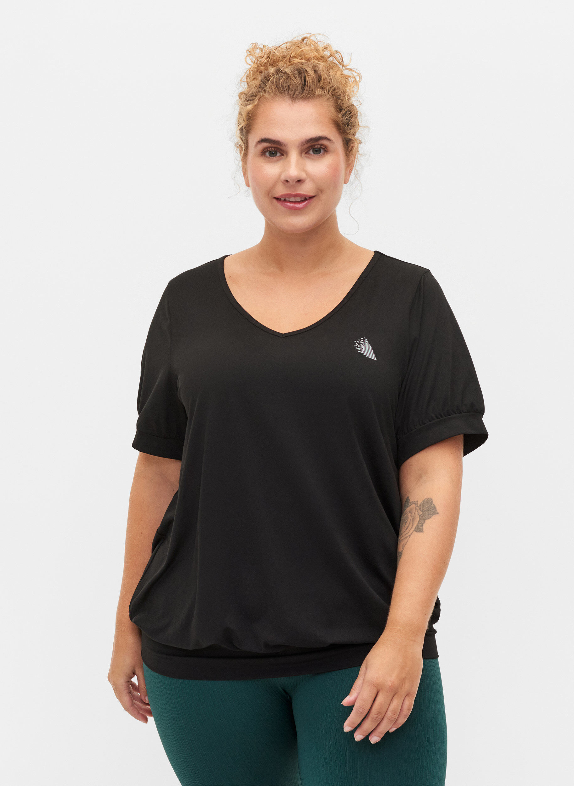 Zizzifashion Plain workout t-shirt with v-neck, Black, Model image number 0