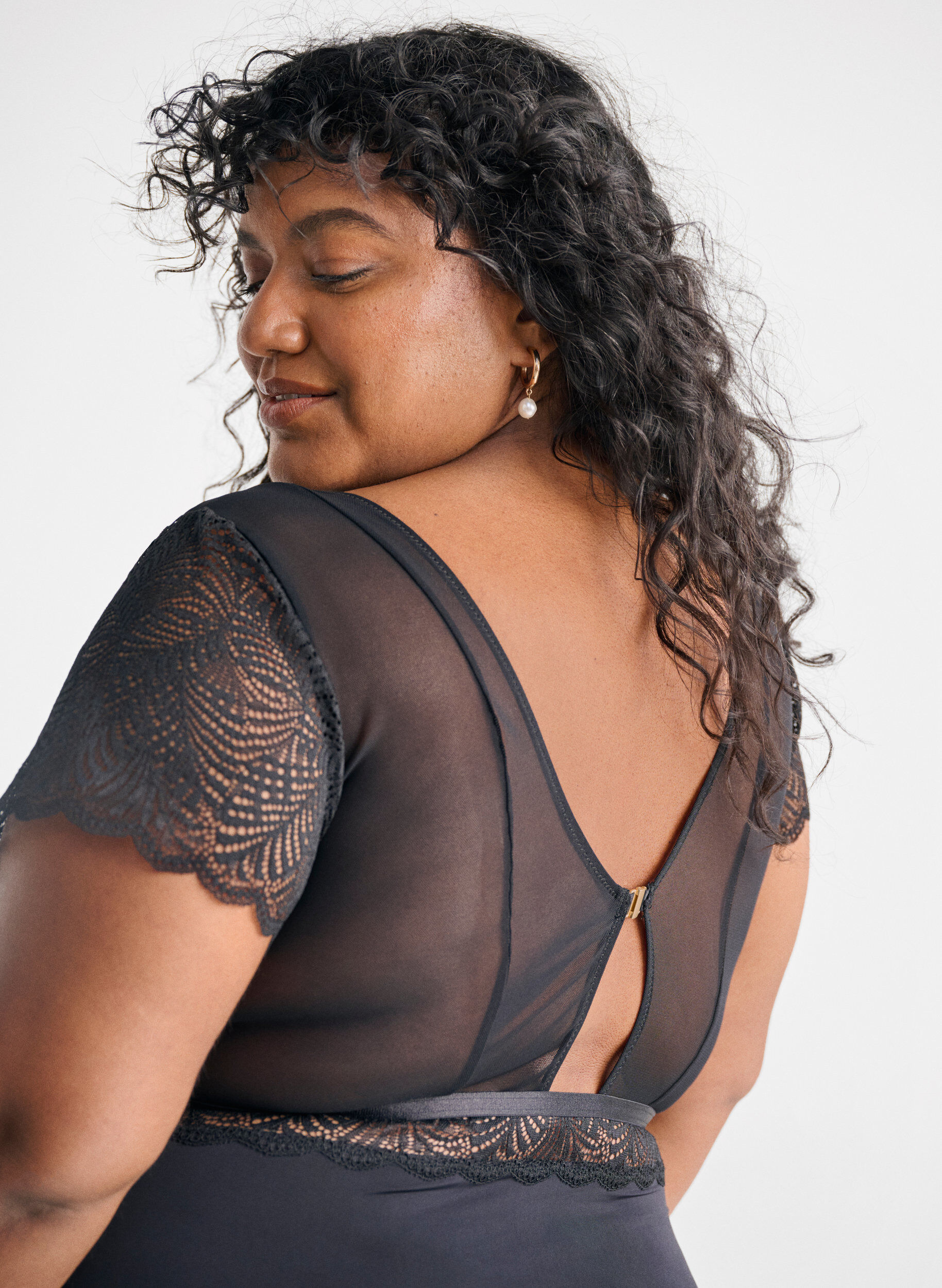 Zizzifashion Bodystocking with lace and short sleeves, Black, Image image number 0