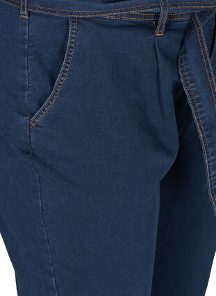 Cropped jeans with belt, Blue denim, Packshot image number 2