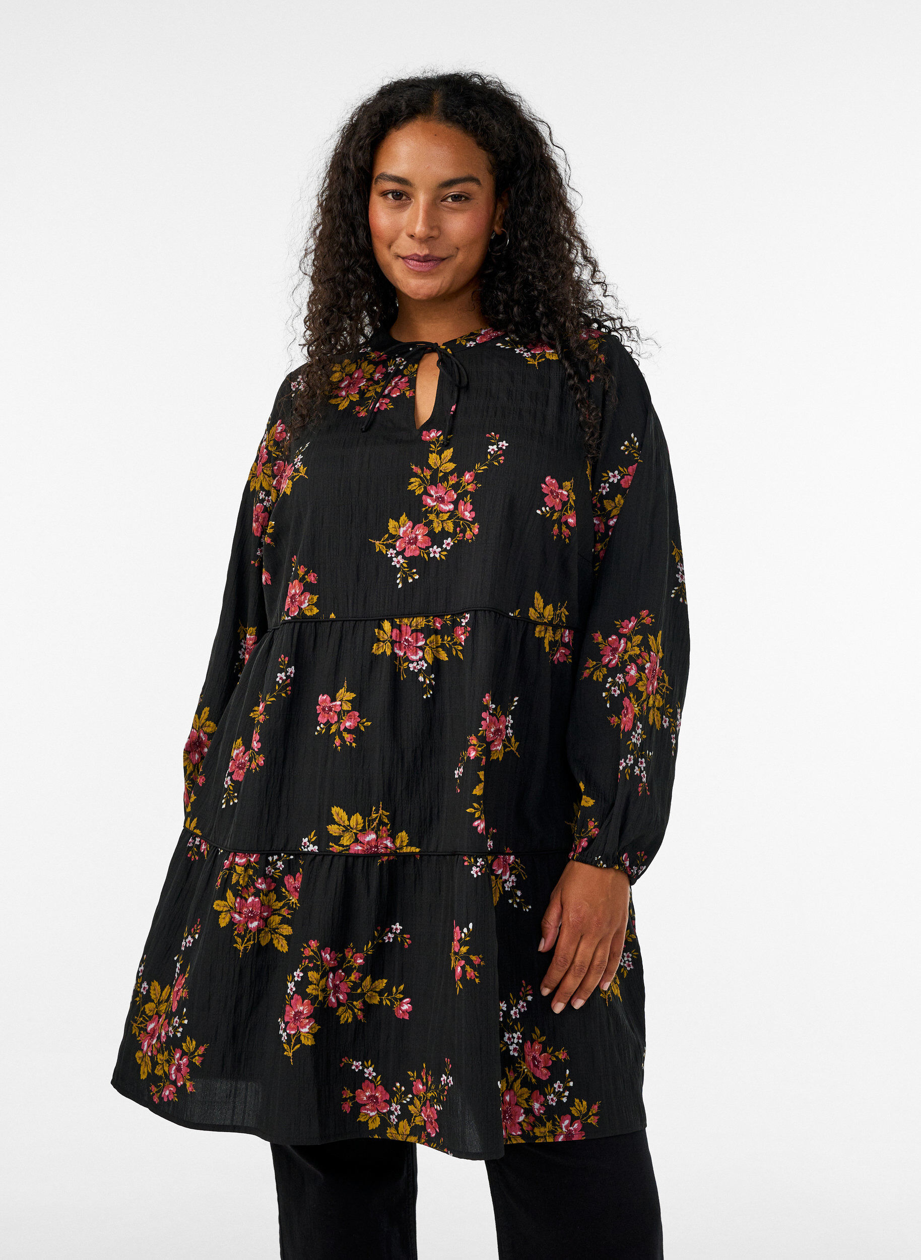 ZizzifashionFloral print dress with tie fastening, Black, Model image number 0
