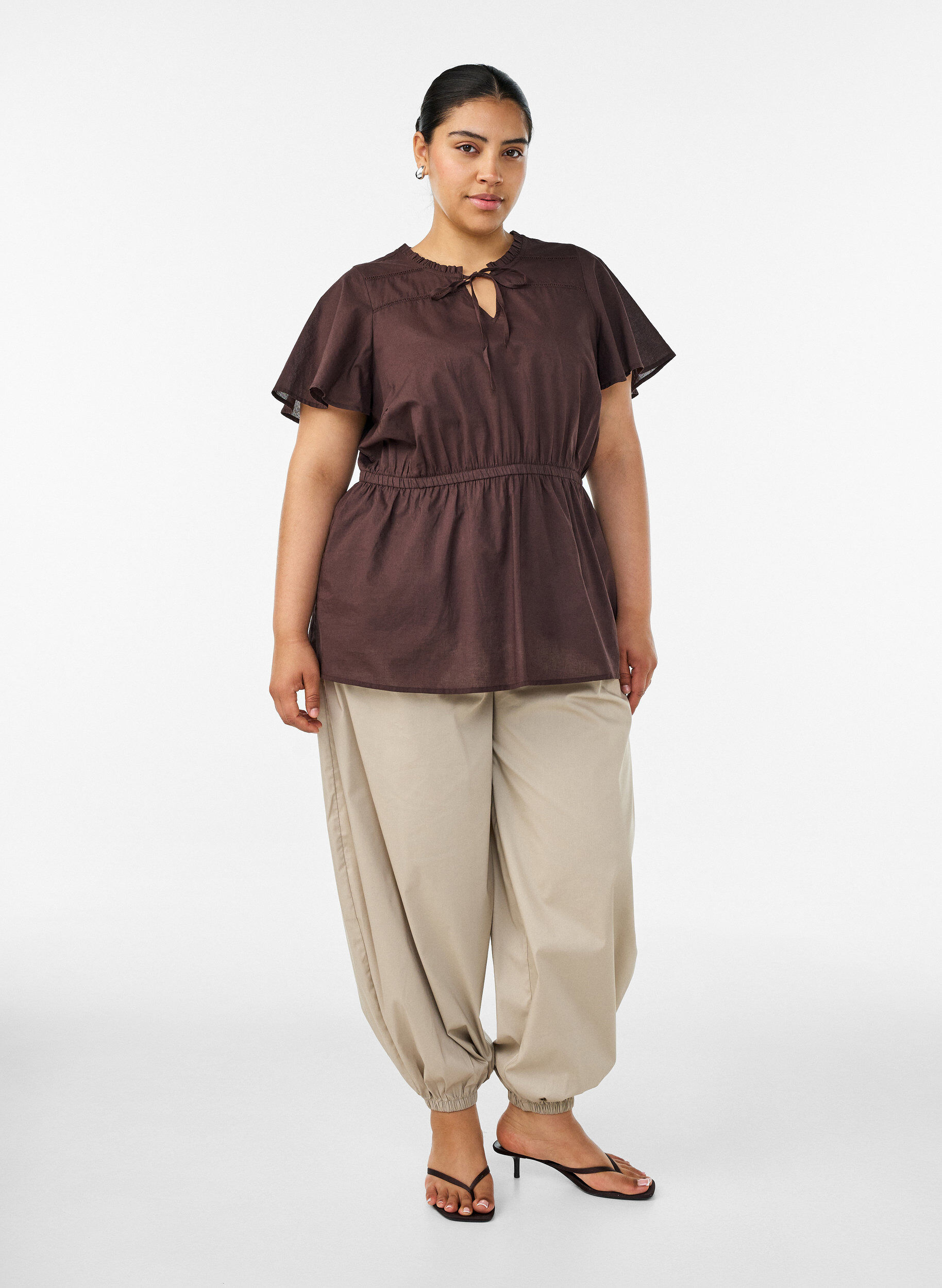 Zizzifashion Cotton blouse with tie-string and elastic waist, Brown, Model image number 1