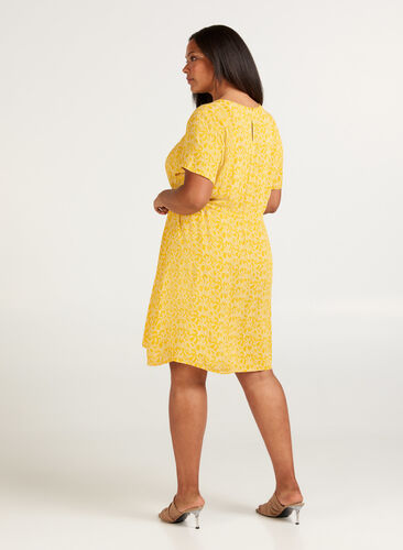 Short-sleeved dress , Yellow Branch, Model image number 1