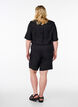 Shorts with pockets and high waist, Black, Model image number 2
