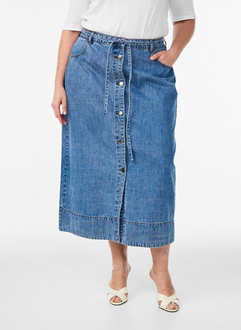 Long denim skirt with buttons and tie-belt, Blue, Model image number 2
