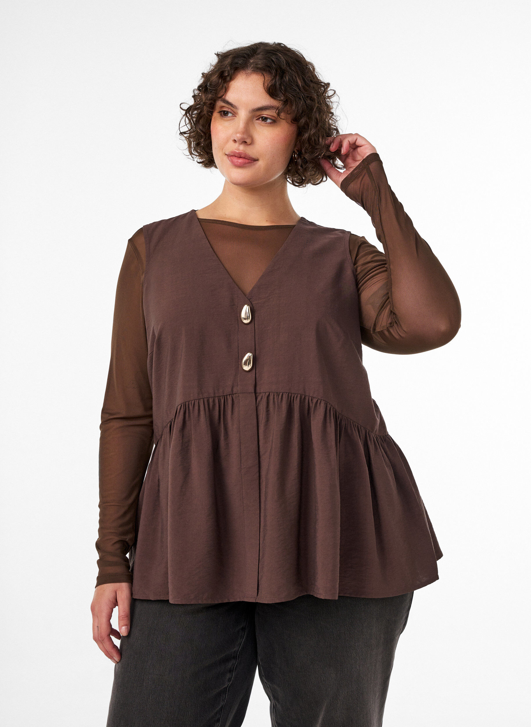 Sleeveless peplum blouse with decorative buttons, Brown, Model