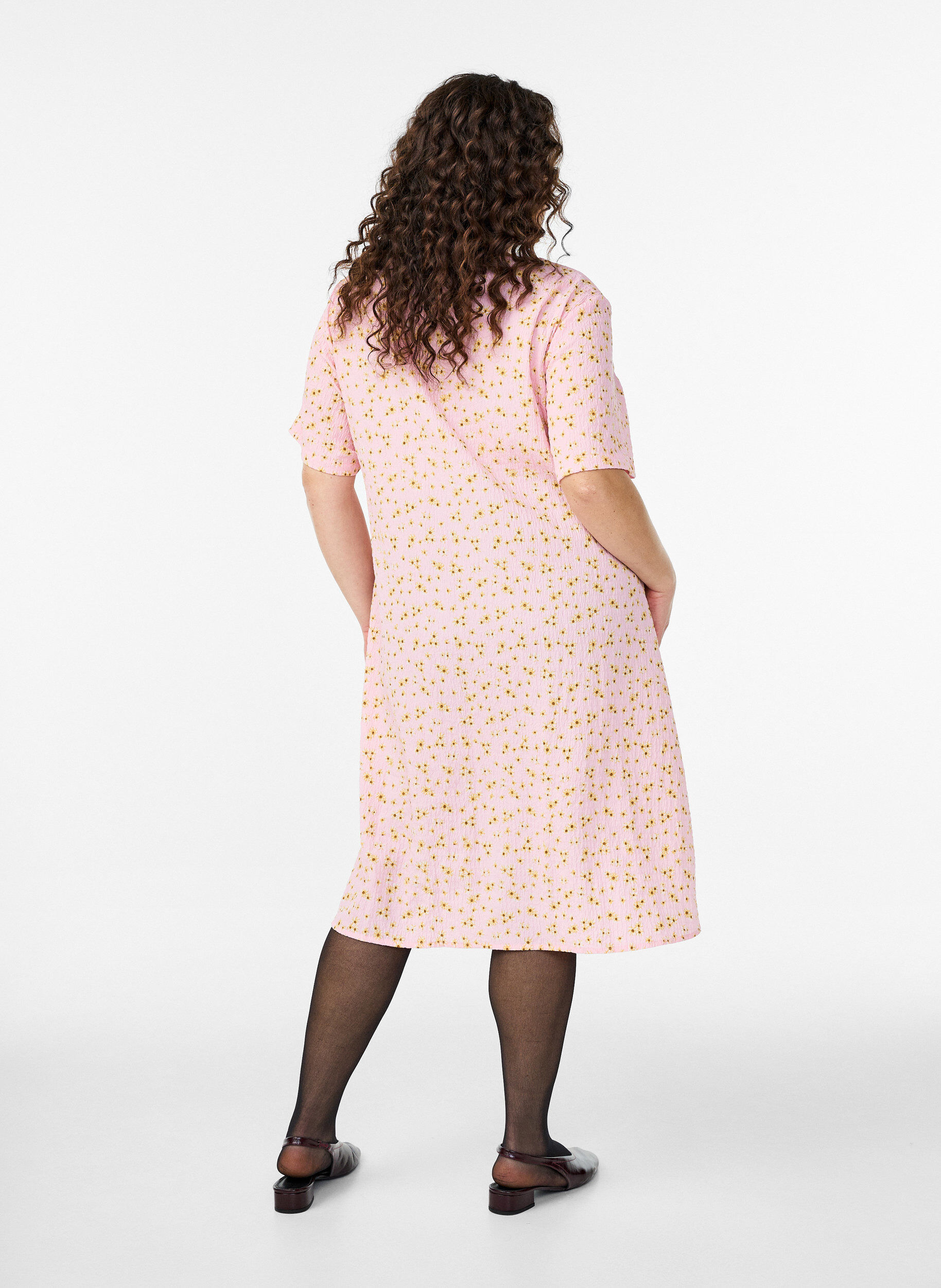 Zizzifashion Short-sleeved dress with V-neck, Rose, Model image number 1