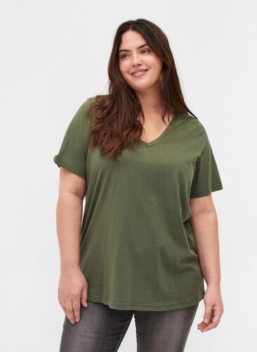 Organic cotton T-shirt with V-neckline, Thyme, Model image number 0