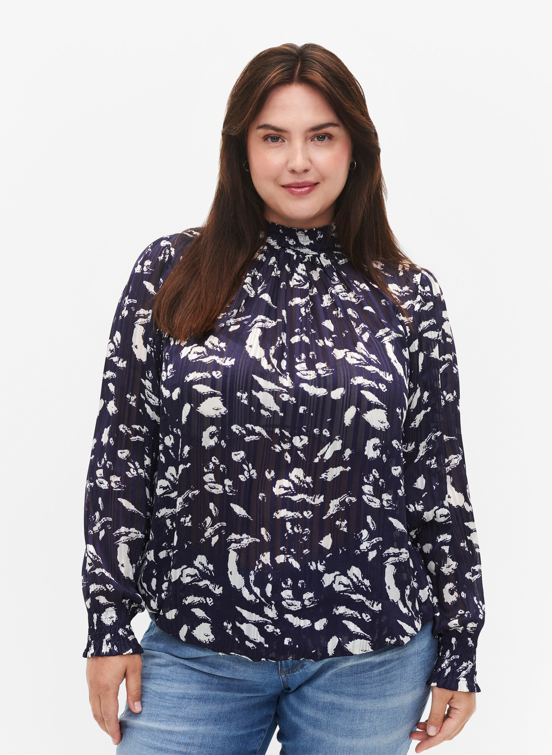 Zizzifashion Printed blouse with smock, Blue Leaf AOP, Model image number 0