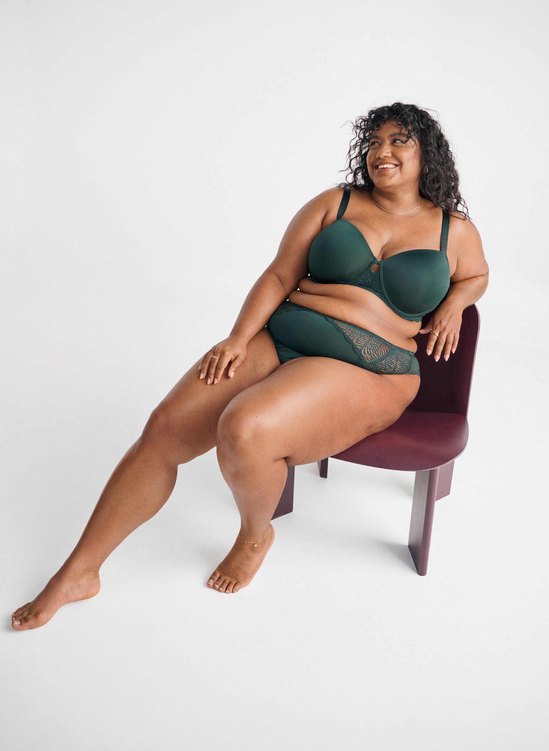 Zizzifashion Microfibre thong with lace details, Green, Image image number 0