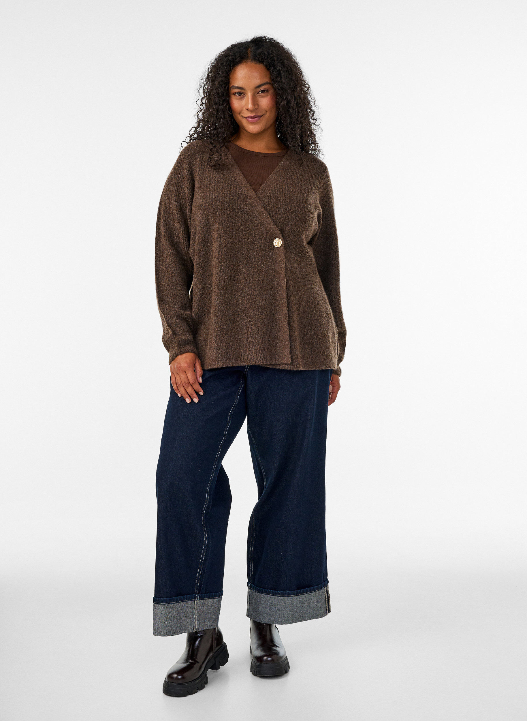 ZizzifashionKnitted cardigan with an asymmetric closure, Brown, Model image number 1