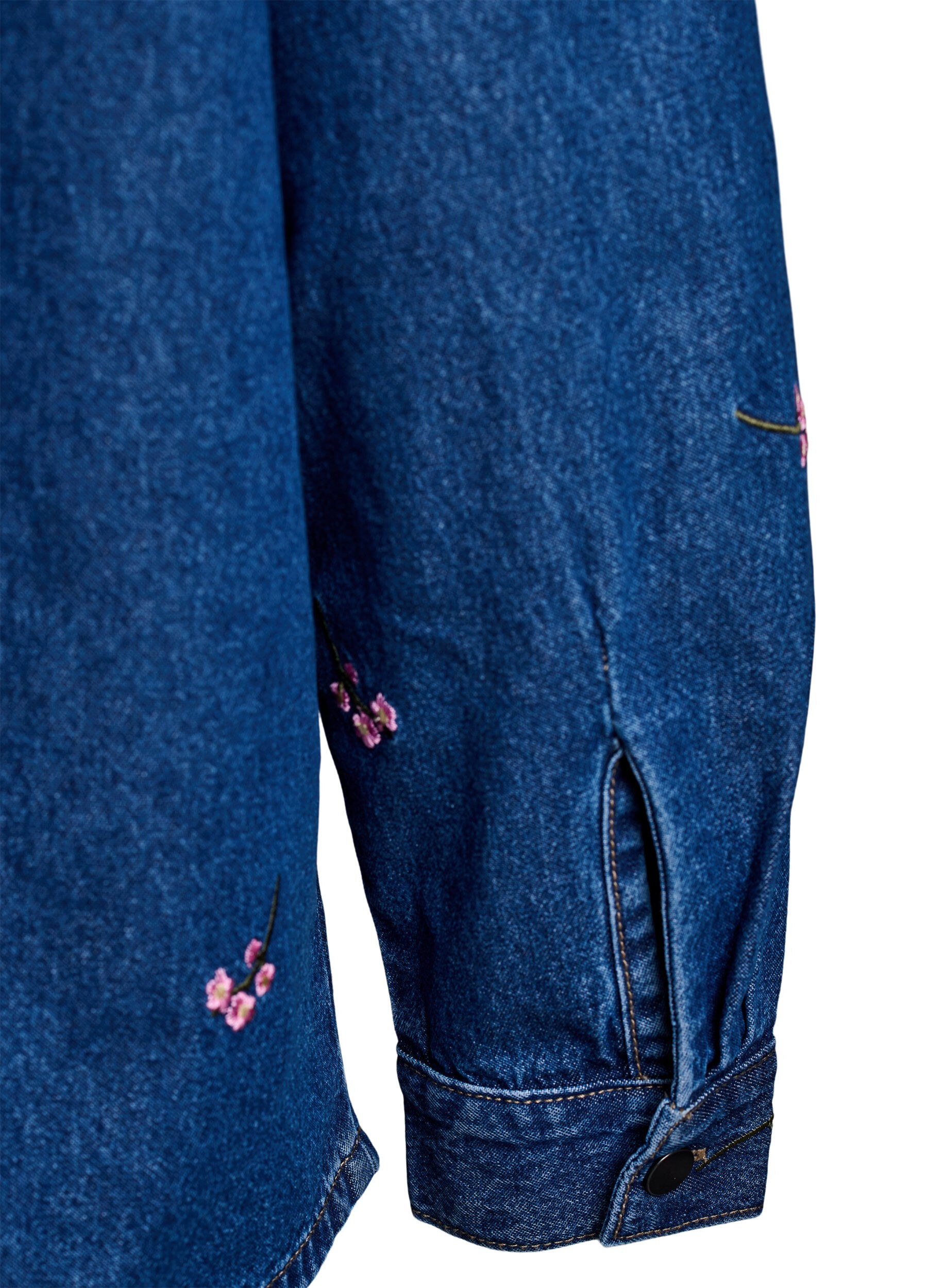 Zizzifashion Denim shirt with embroidered strawberries, Blue, Packshot image number 3