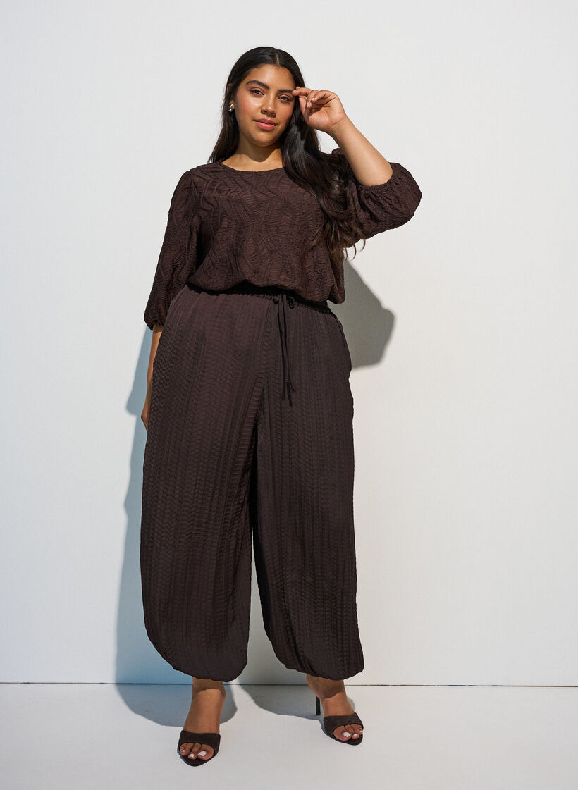 Blouse with texture and 3/4 sleeves, Brown, Model image number 1