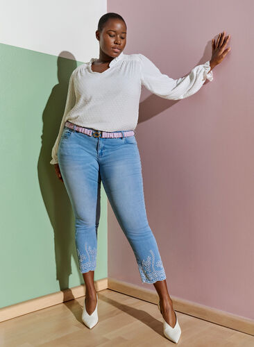 Cropped Emily jeans with embroidery, Light blue denim, Image image number 0
