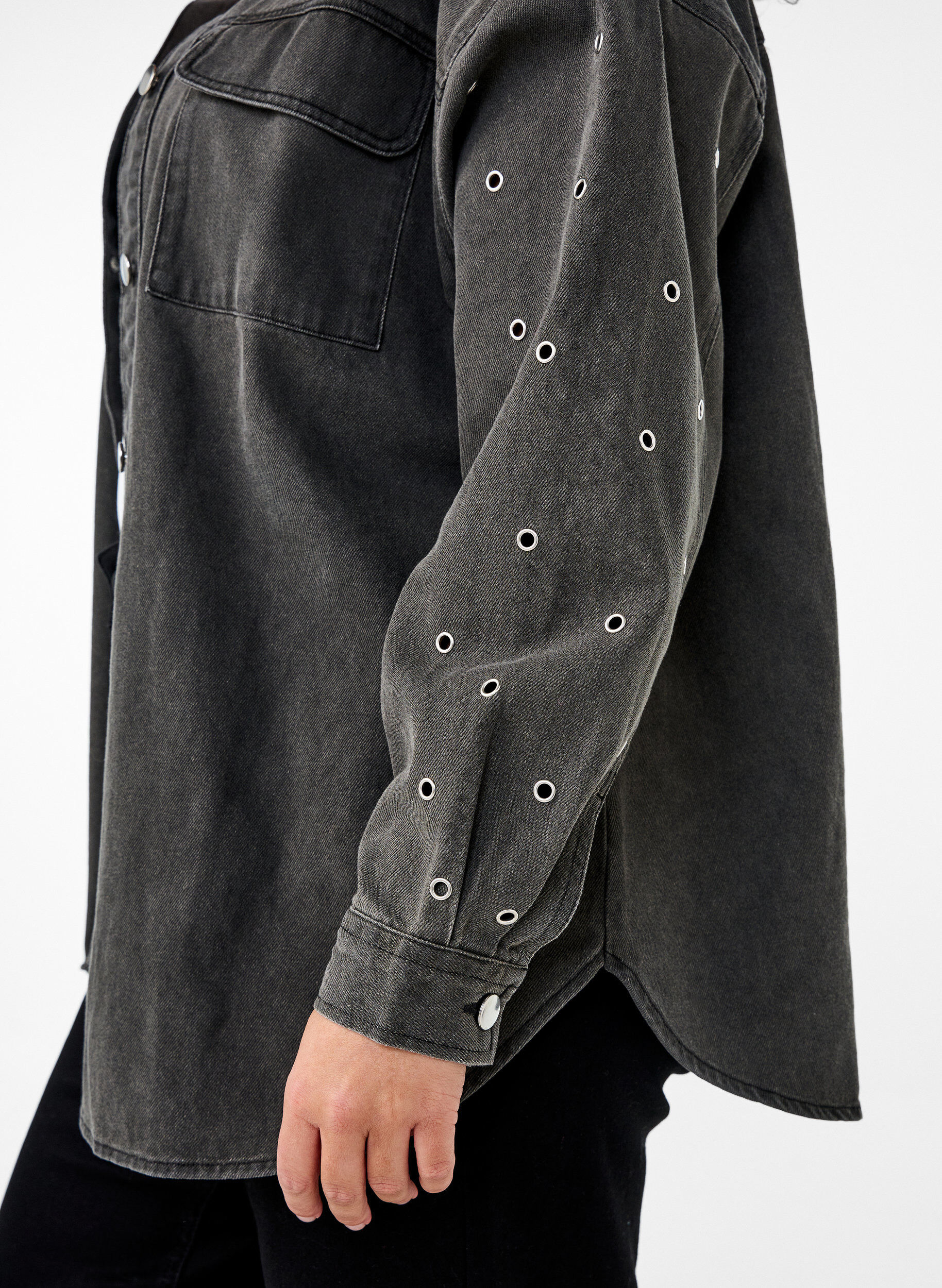 Zizzifashion Denim shirt with eyelets on the sleeves, Grey Denim, Model image number 2