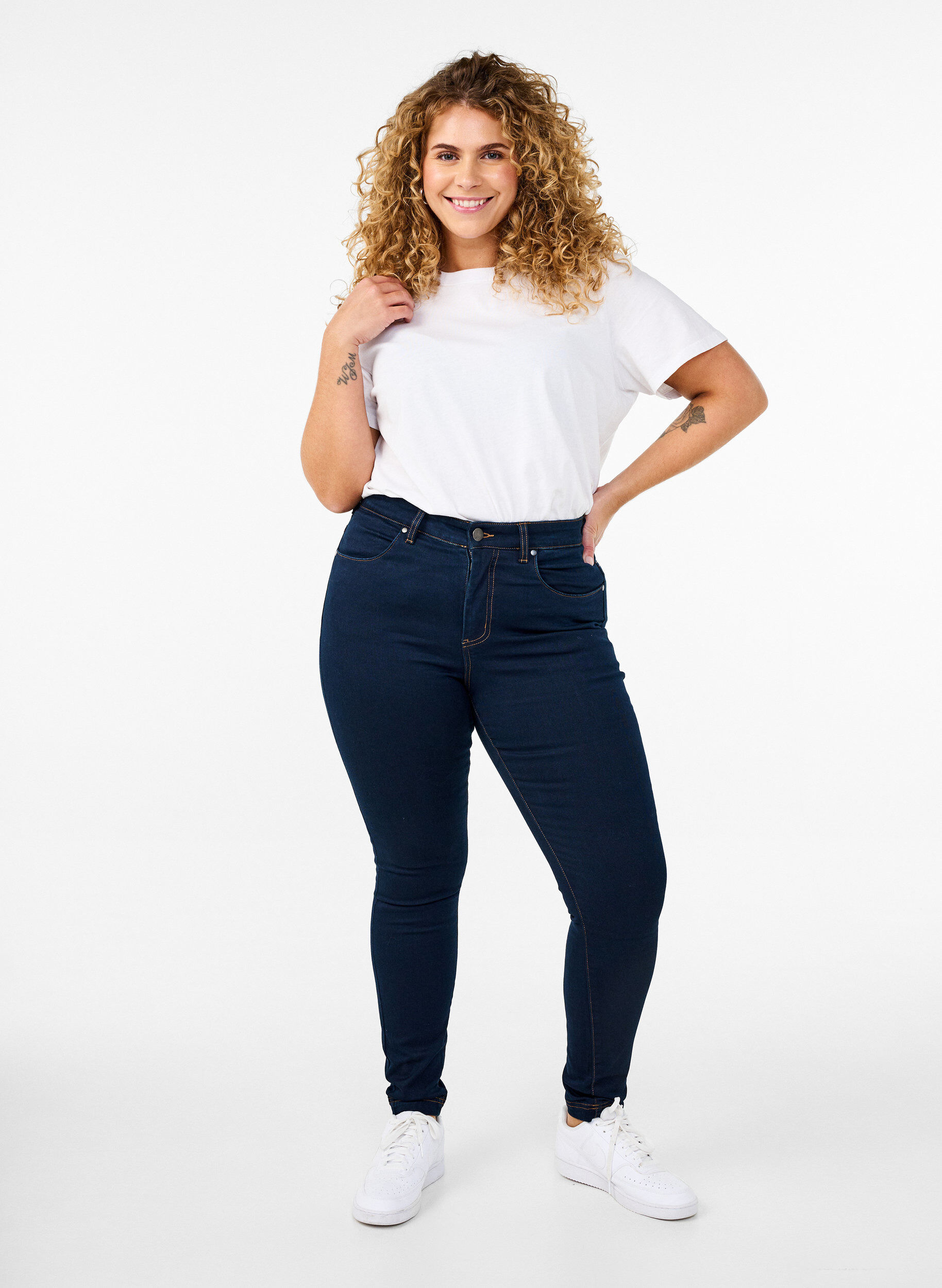Zizzifashion Super slim Amy jeans with high waist, Unwashed, Model image number 0