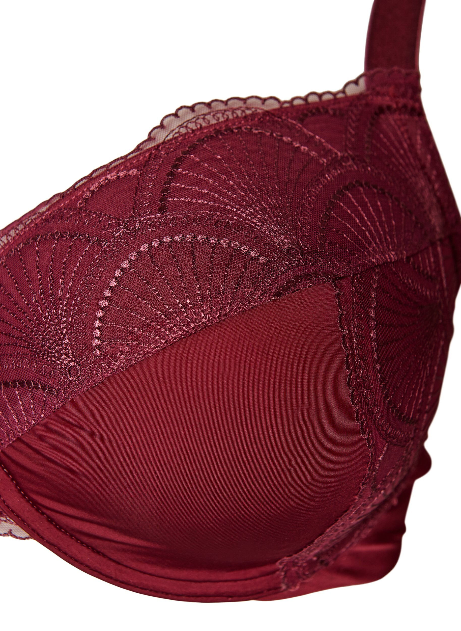 ZizzifashionPadded underwired bra with lace and U-back, Red, Packshot image number 2
