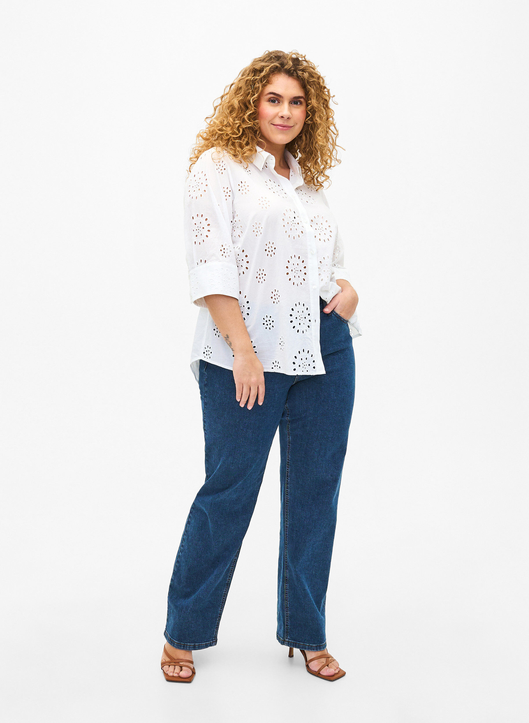 Zizzifashion Shirt blouse with embroidery anglaise and 3/4 sleeves, Bright White, Model image number 2