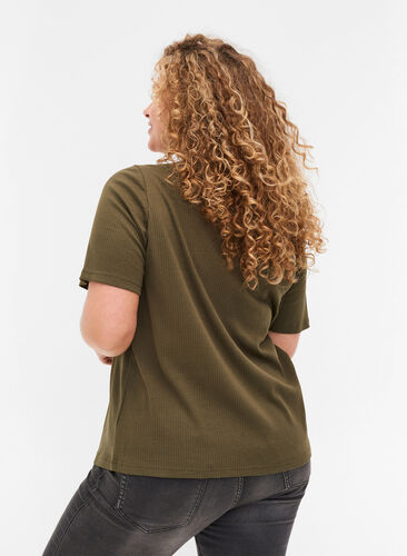 Short-sleeved T-shirt with buttons, Ivy Green , Model image number 1