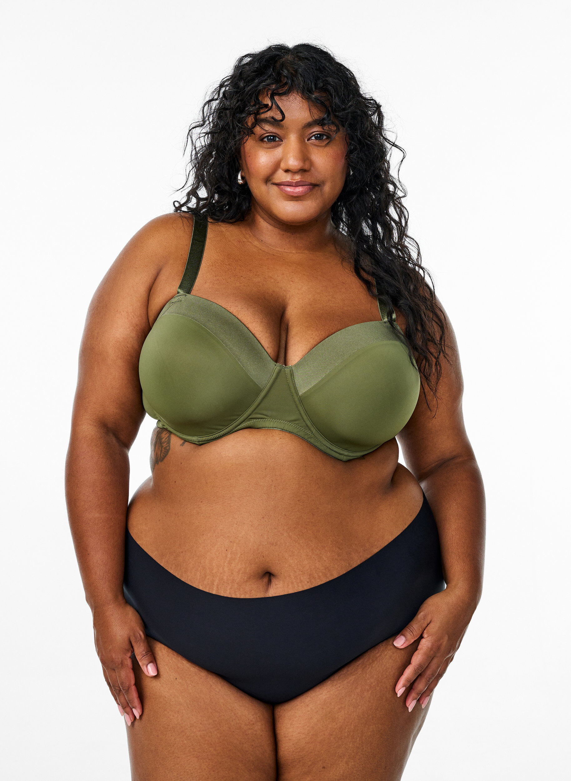 Zizzifashion Moulded bra in microfiber with satin detail, Green, Model image number 1