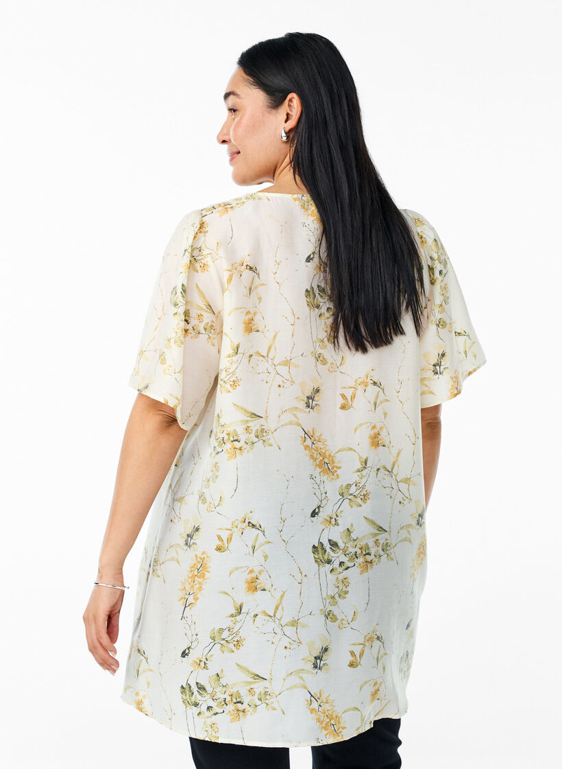 A-shaped tunic with short sleeves, Yellow, Model image number 2