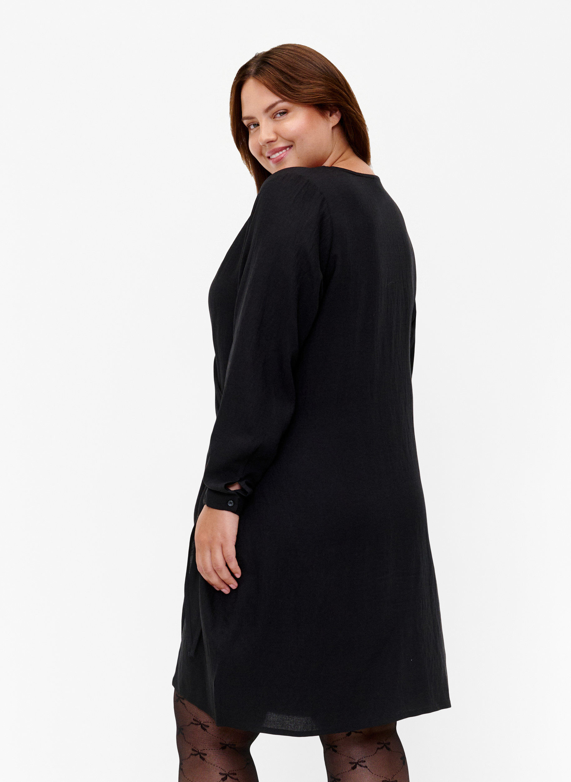 Zizzifashion Long sleeve viscose dress with a wrap look, Black, Model image number 1